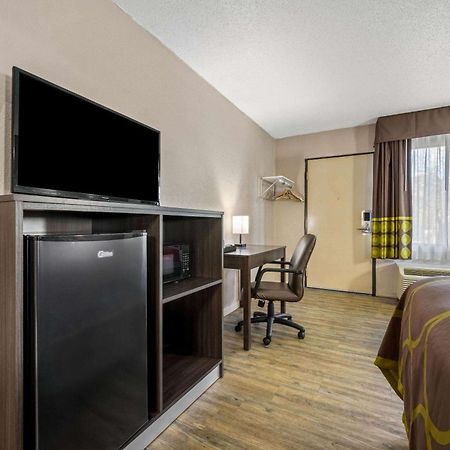 Super 8 By Wyndham Garysburg/Roanoke Rapids Hotel Екстериор снимка
