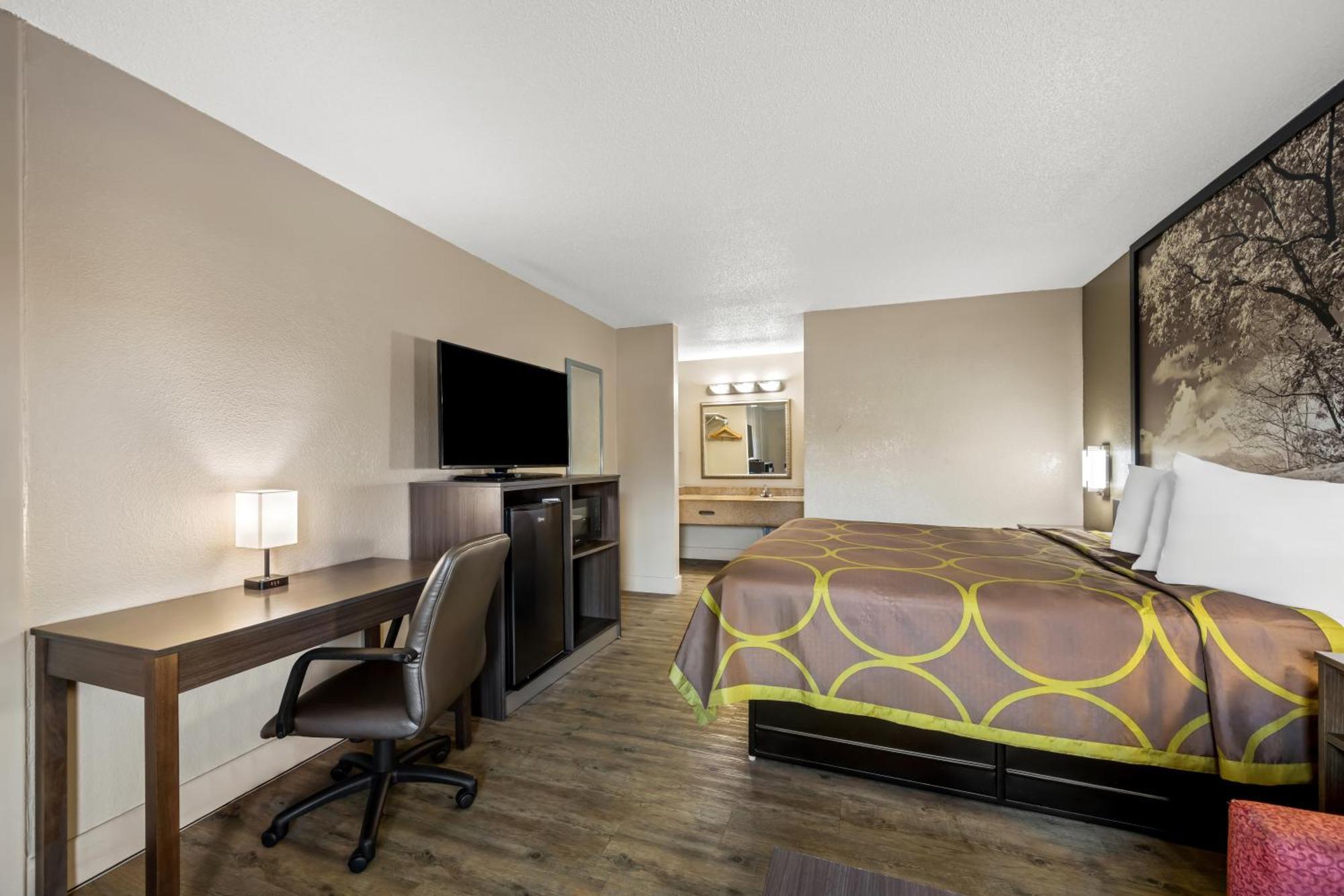 Super 8 By Wyndham Garysburg/Roanoke Rapids Hotel Екстериор снимка