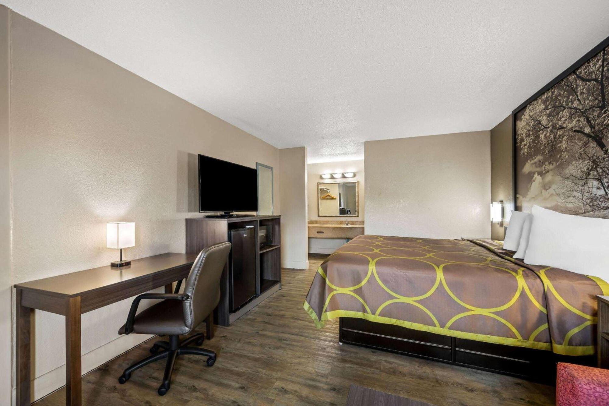 Super 8 By Wyndham Garysburg/Roanoke Rapids Hotel Екстериор снимка