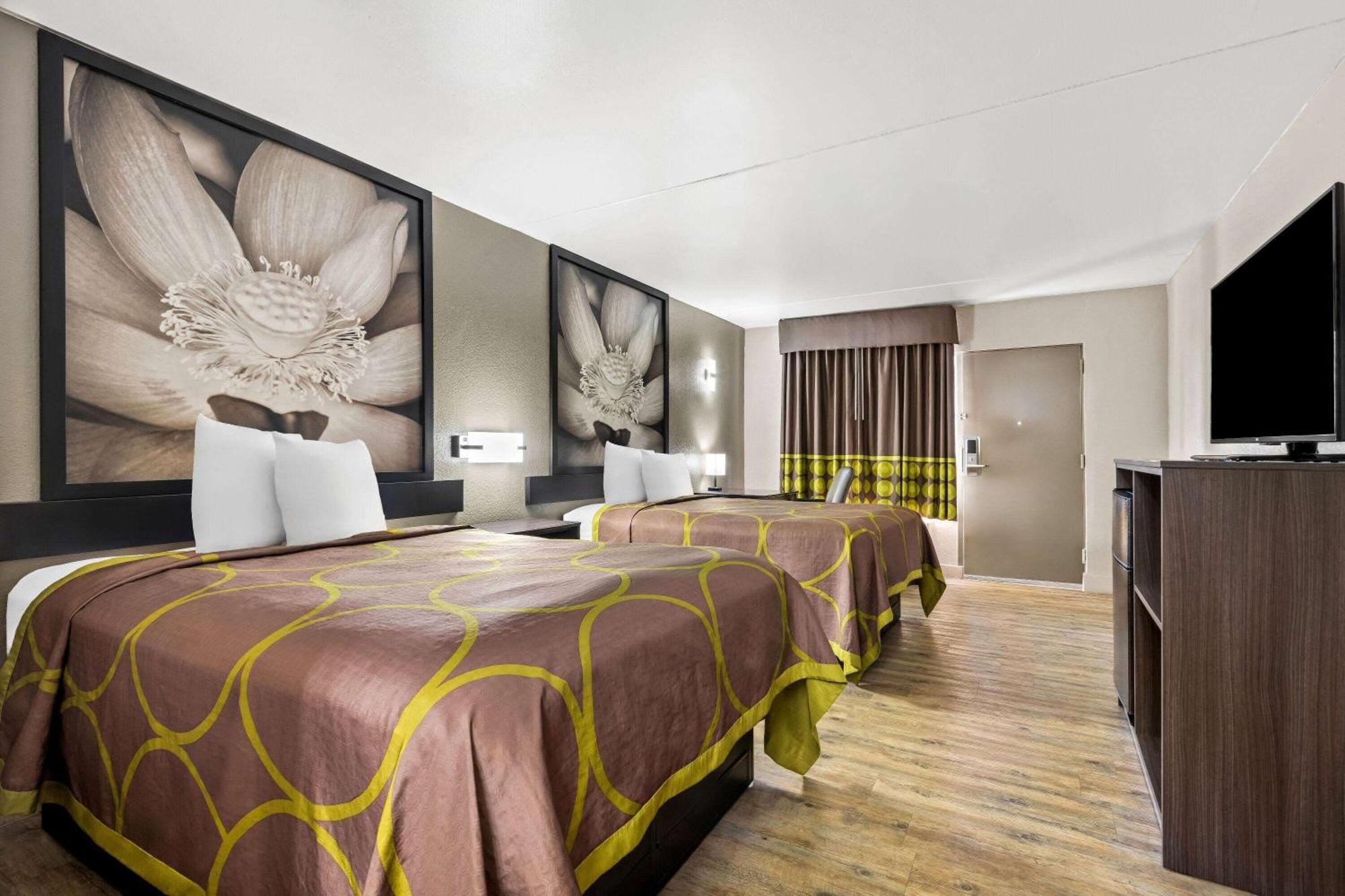 Super 8 By Wyndham Garysburg/Roanoke Rapids Hotel Екстериор снимка